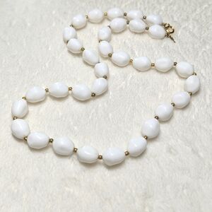 Vintage Trifari White and Gold Beaded Necklace 24" long